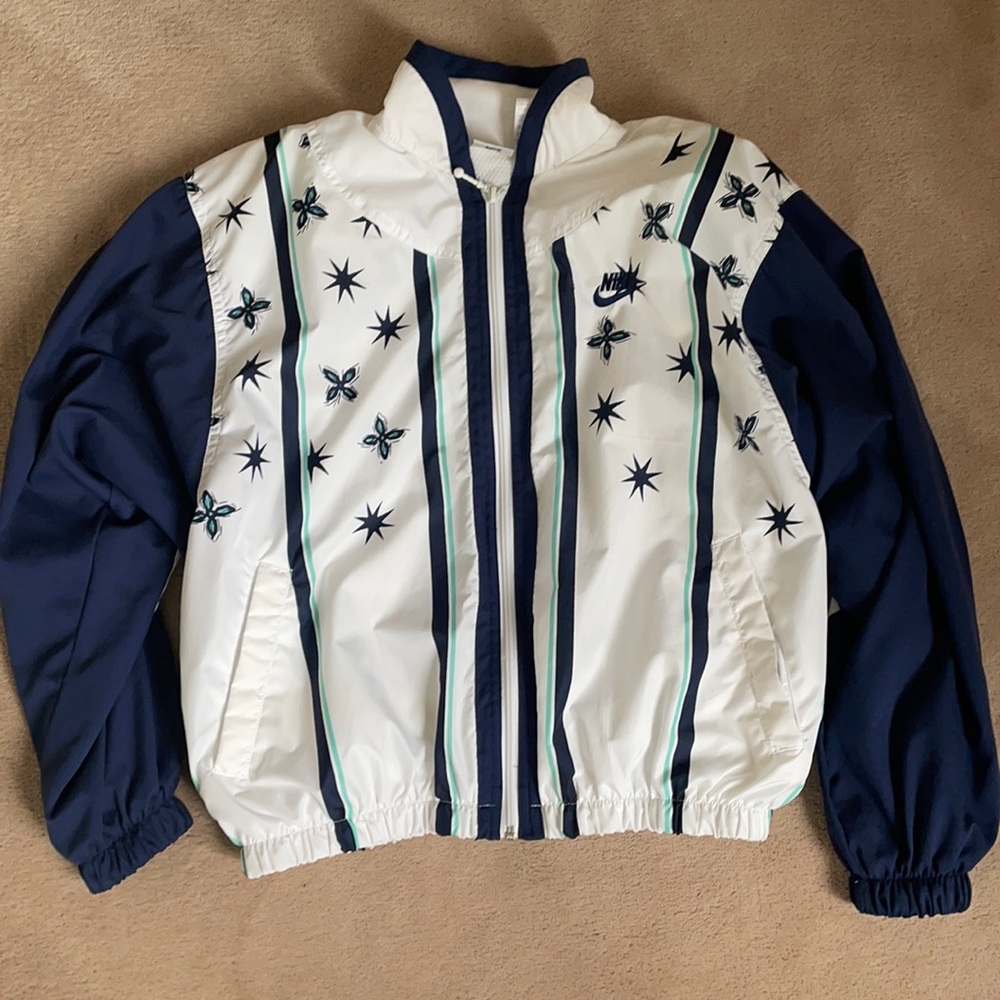 Nike Windbreaker Jacket